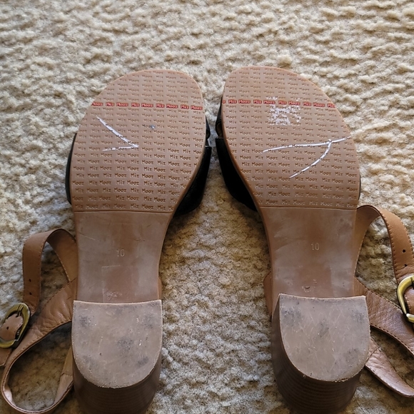 Miz mooz sandals size 10 - Picture 6 of 8
